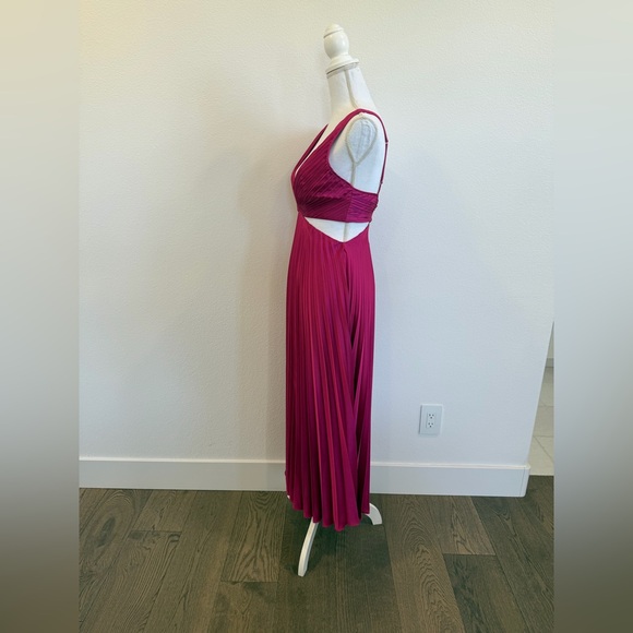 Abercrombie | Cut Out Maxi Dress | Size Small - Picture 3 of 6